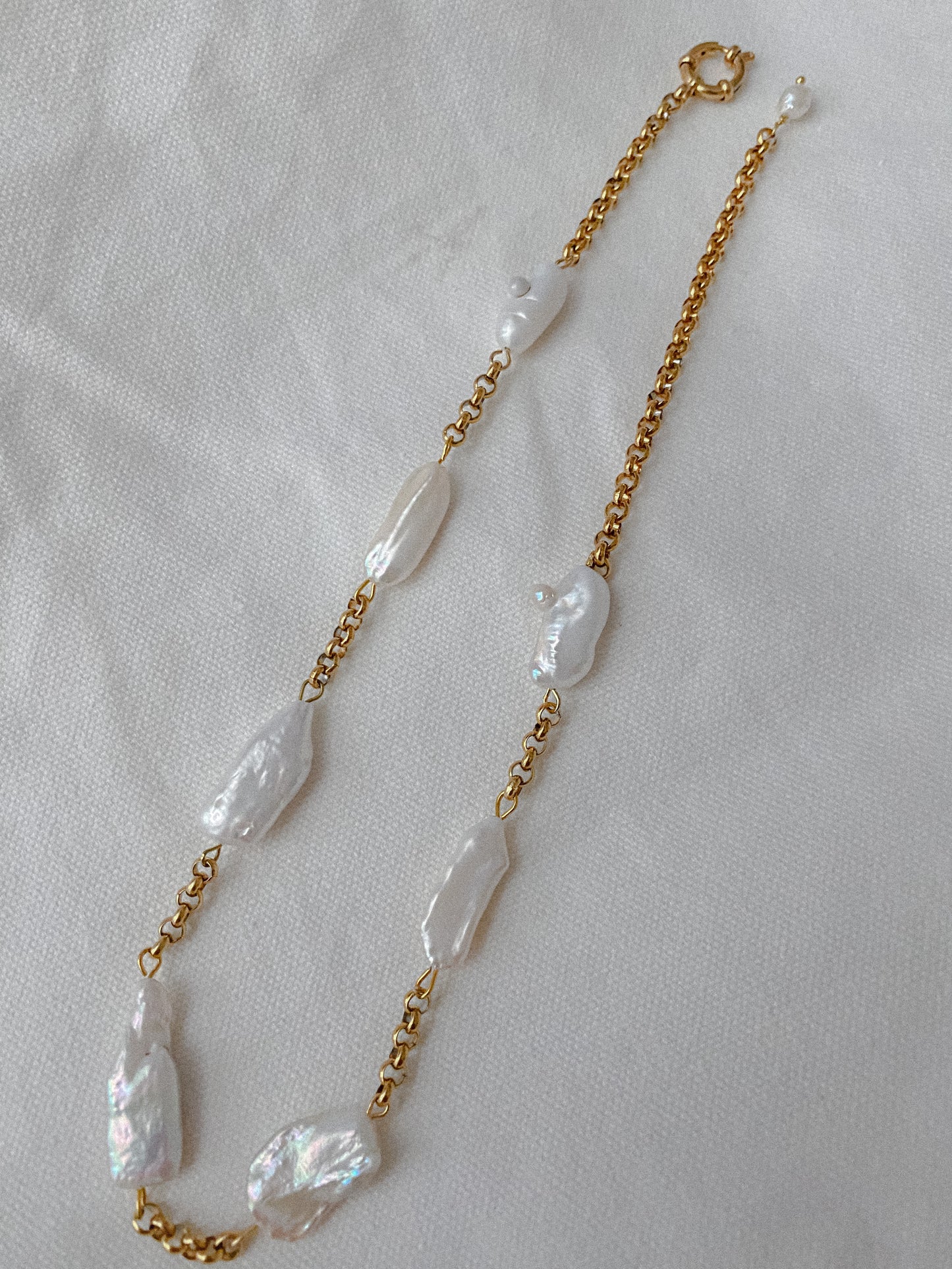 The Alys Necklace