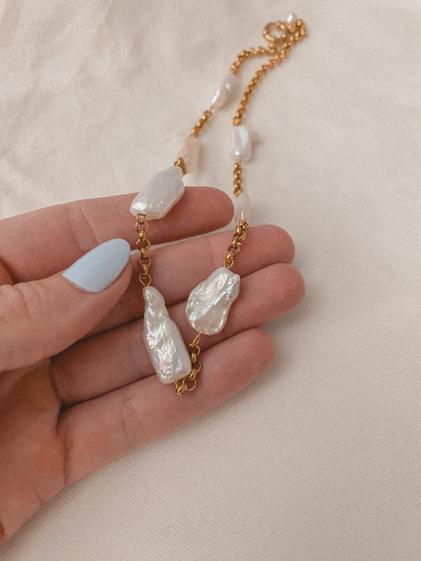 The Alys Necklace