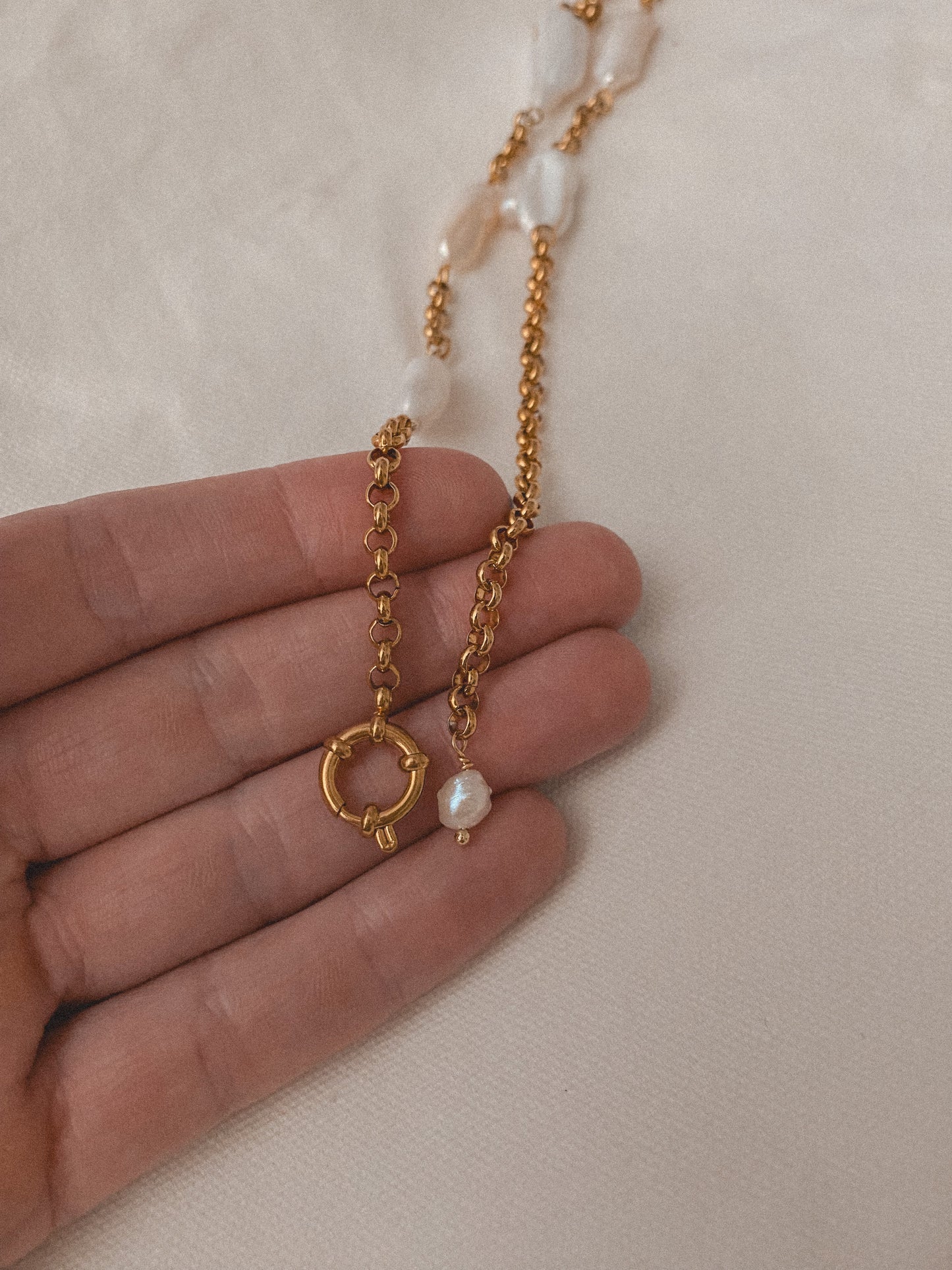 The Alys Necklace