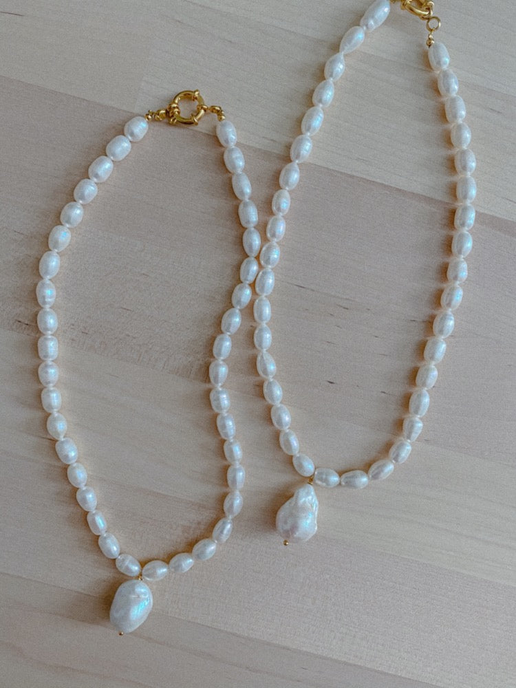 The Classic Pearls Necklace - Mae Cargo
